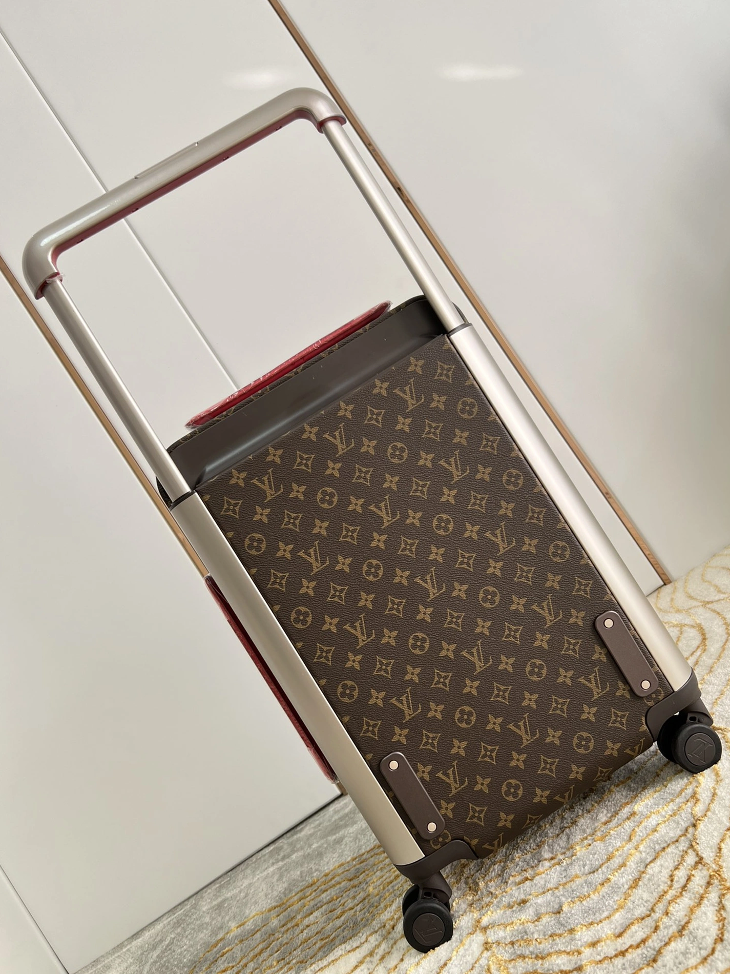 Efficient 8108 Louis Vuitton Luggage - Image 5