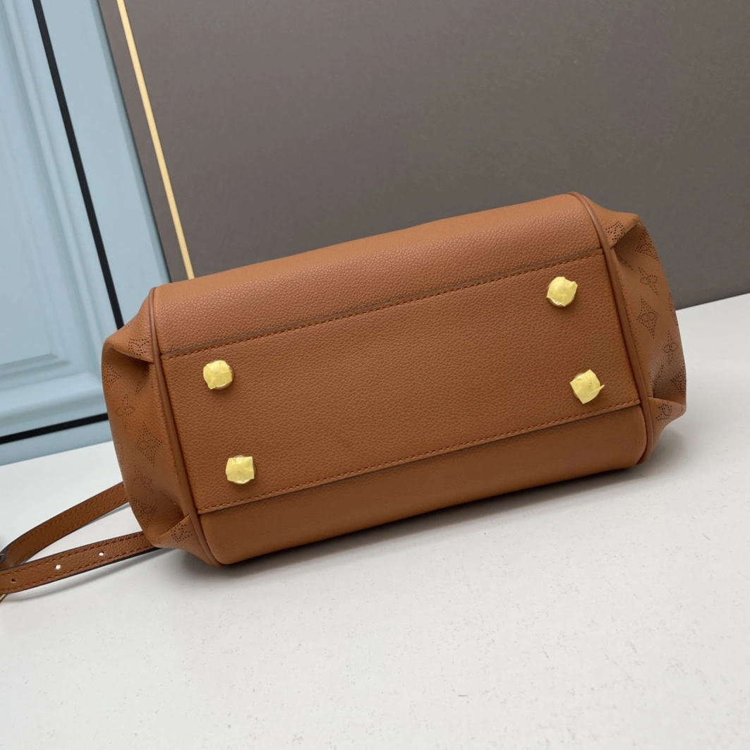 Efficient 8300 Louis Vuitton AAA Quality Handbags For Women - Image 6