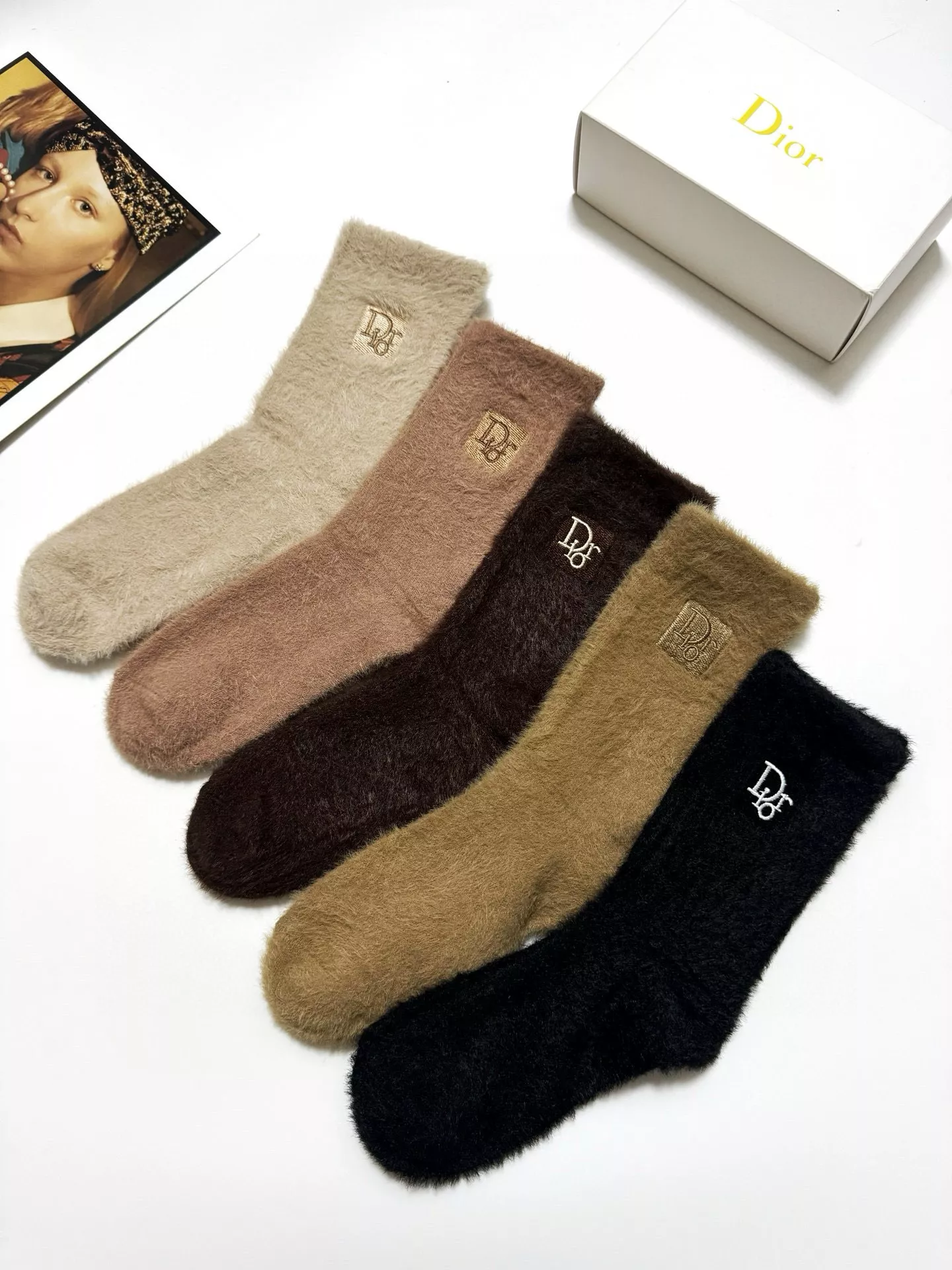 Elegant 5483 Christian Dior Socks - Image 5