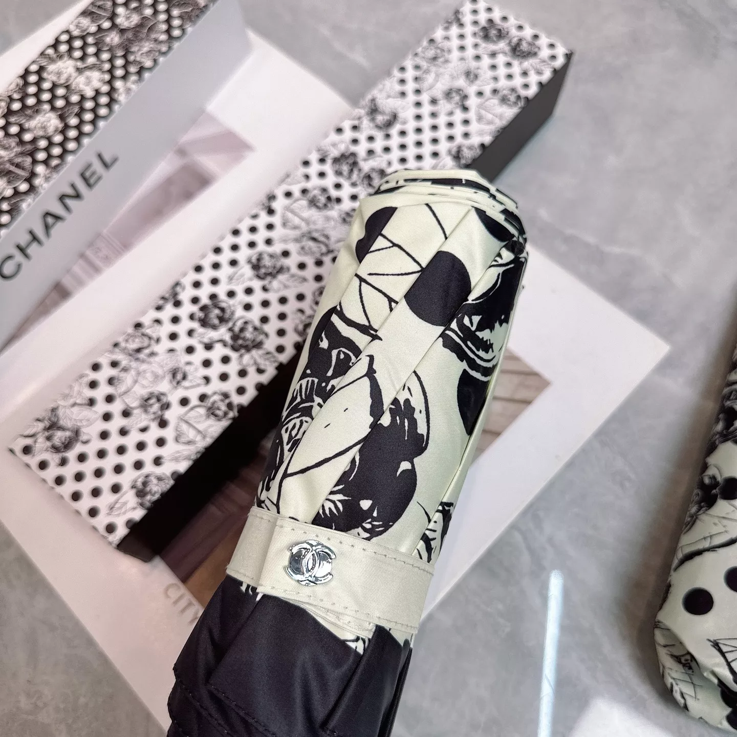 Elegant 9291 Chanel Umbrellas - Image 7