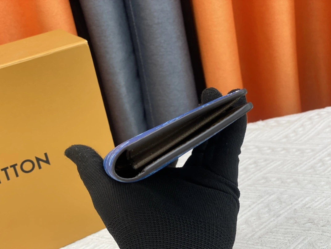 Elegant 9484 Louis Vuitton LV Card Case For Unisex - Image 5