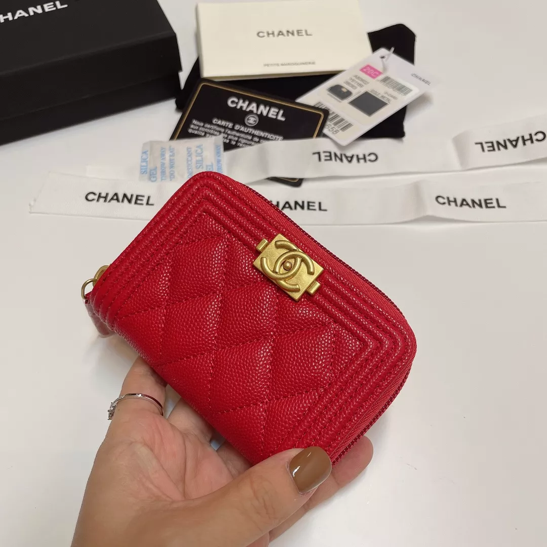 EyeCatching 1337 Chanel Card Case