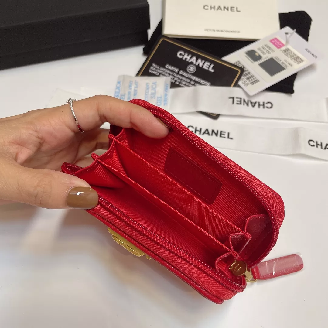 EyeCatching 1337 Chanel Card Case - Image 8