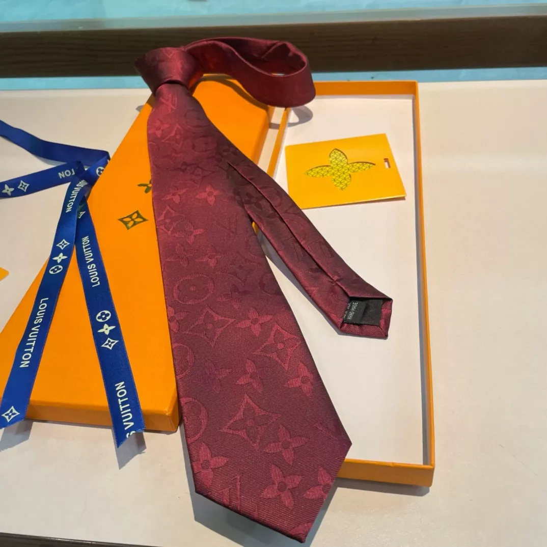 EyeCatching 8900 Louis Vuitton LV Necktie - Image 6