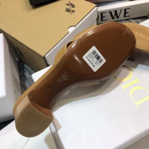 Fashionable 1094 Dior 30 Montaigne Slides Women Calfskin Khaki