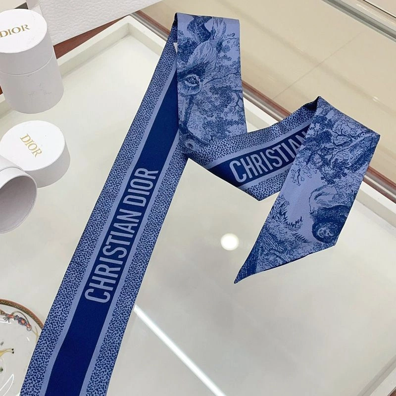 Fashionable 5975 Dior Mitzah Twill In Toile de Jouy Sauvage Motif Silk Blue - Image 3