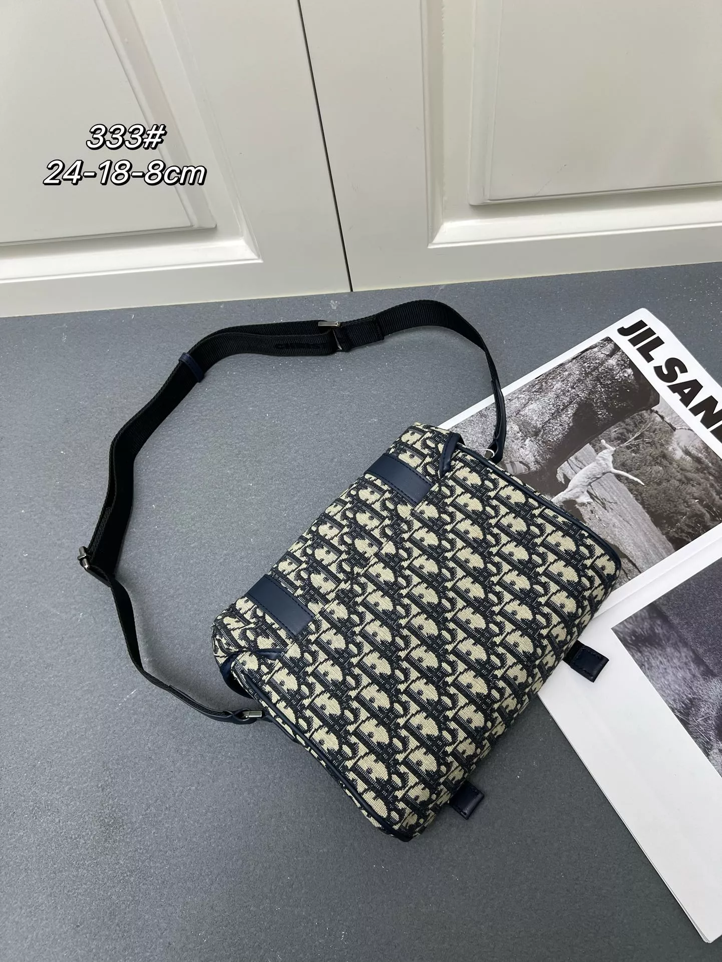 Fashionable 8552 Christian Dior AAA Man Messenger Bags