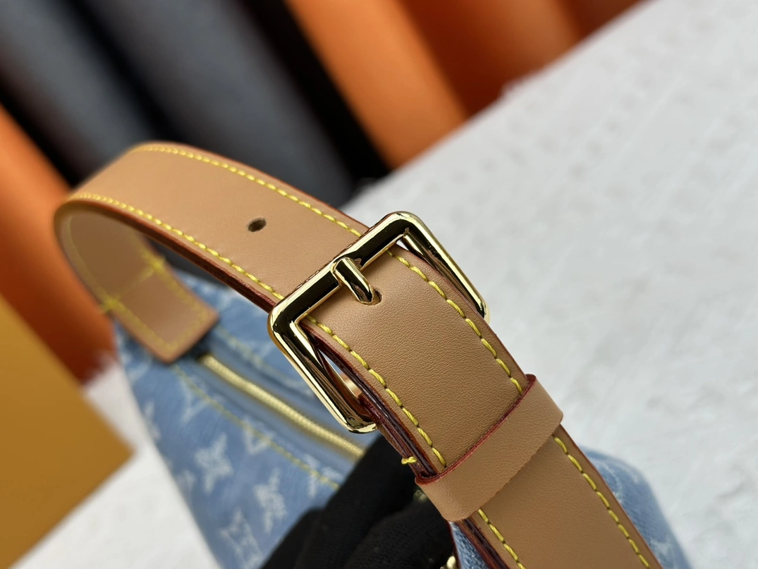 Flexible 6318 Louis Vuitton AAA Quality Shoulder Bags For Women - Image 6