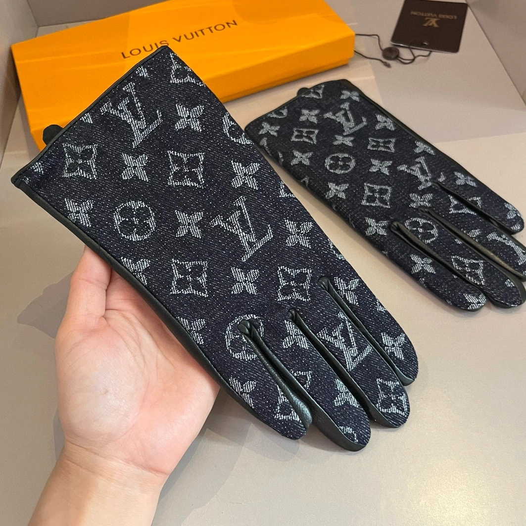 Functional 6674 Louis Vuitton LV Gloves For Women - Image 4