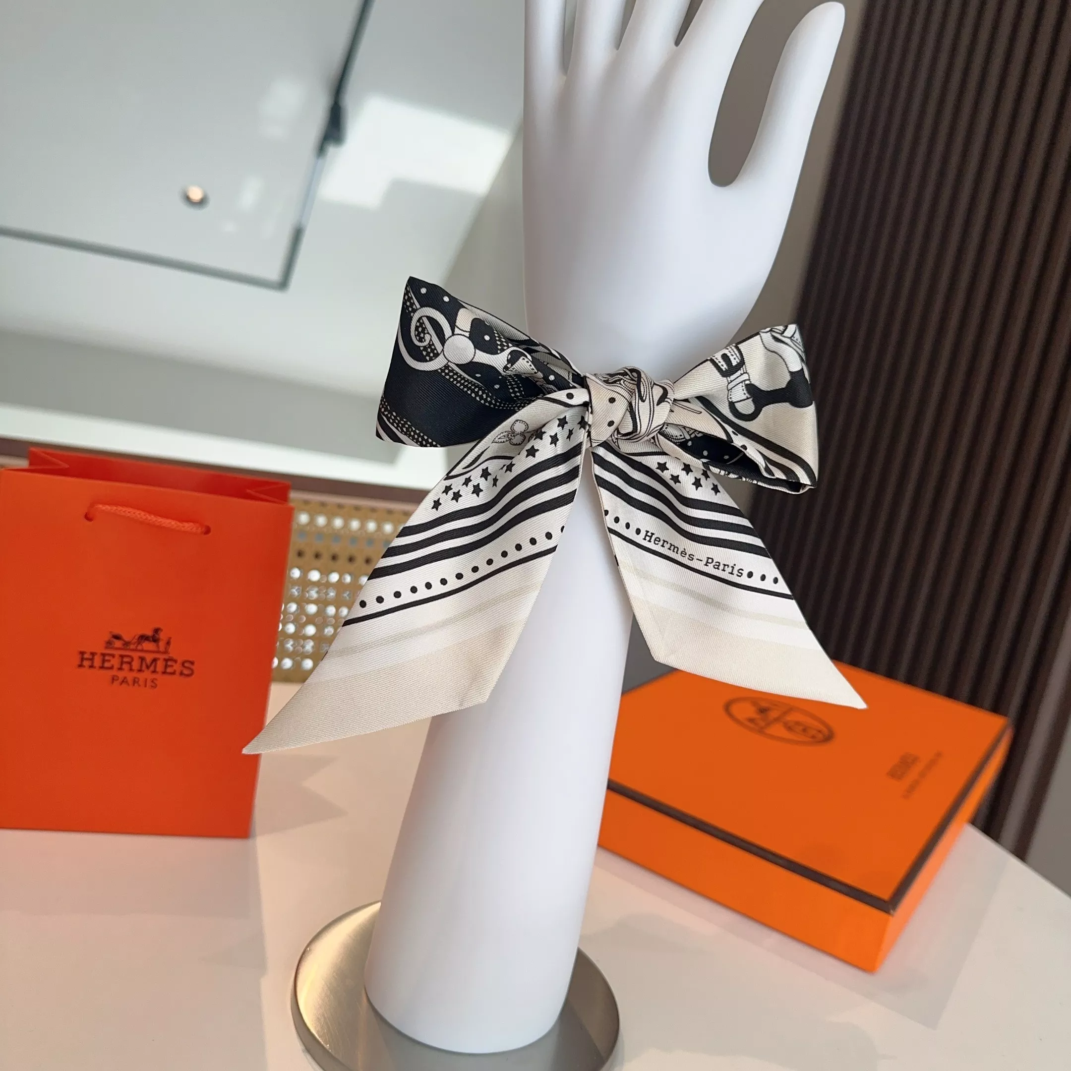 Functional 6822 Hermes Silk Scarf