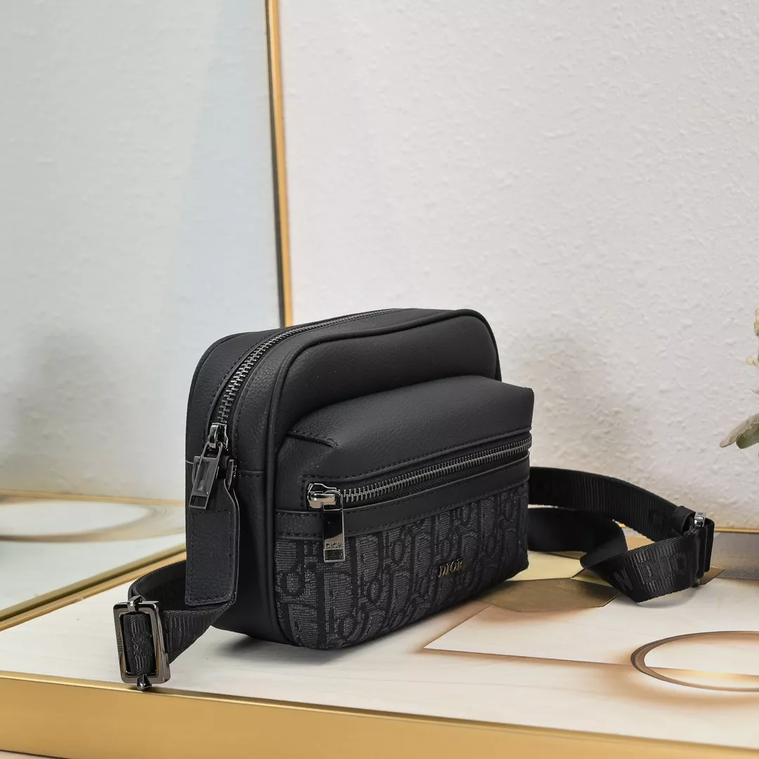GoAnywhere 3180 Christian Dior AAA Man Messenger Bags