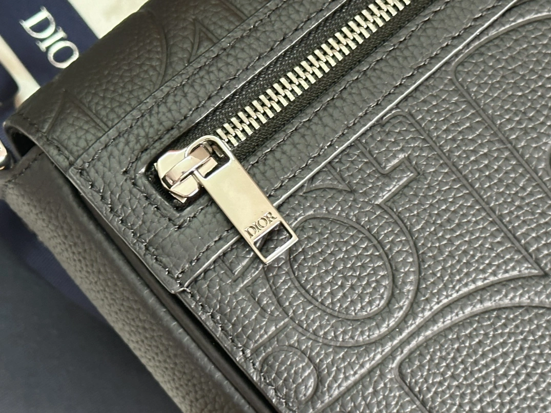 GoAnywhere 4602 Christian Dior AAA Man Messenger Bags - Image 5