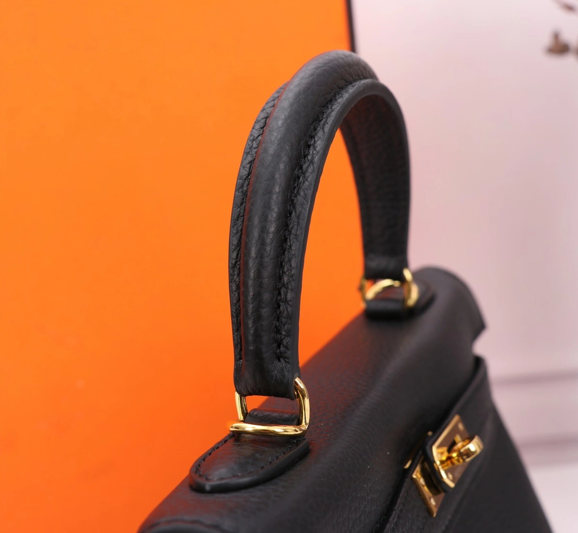 Hermes AAA Quality Handbags For Women Durable 2388 - Image 3