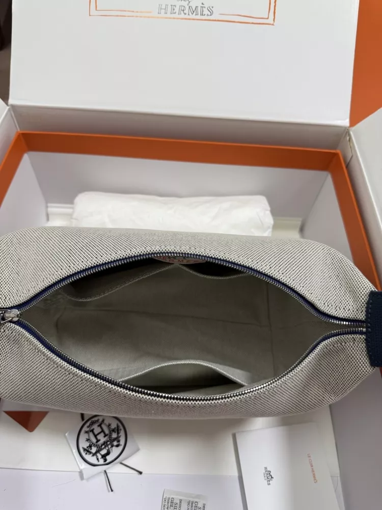 Hermes AAA Quality Handbags In Navy For Women TopPick 7938 - Image 6