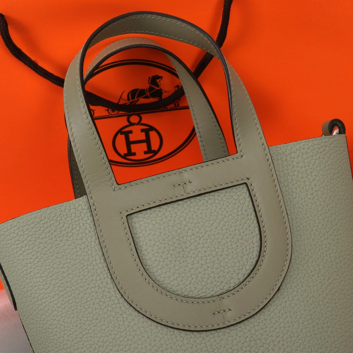 Hermes AAA Quality Handbags In Silver For Women Resilient 6021 - Image 3