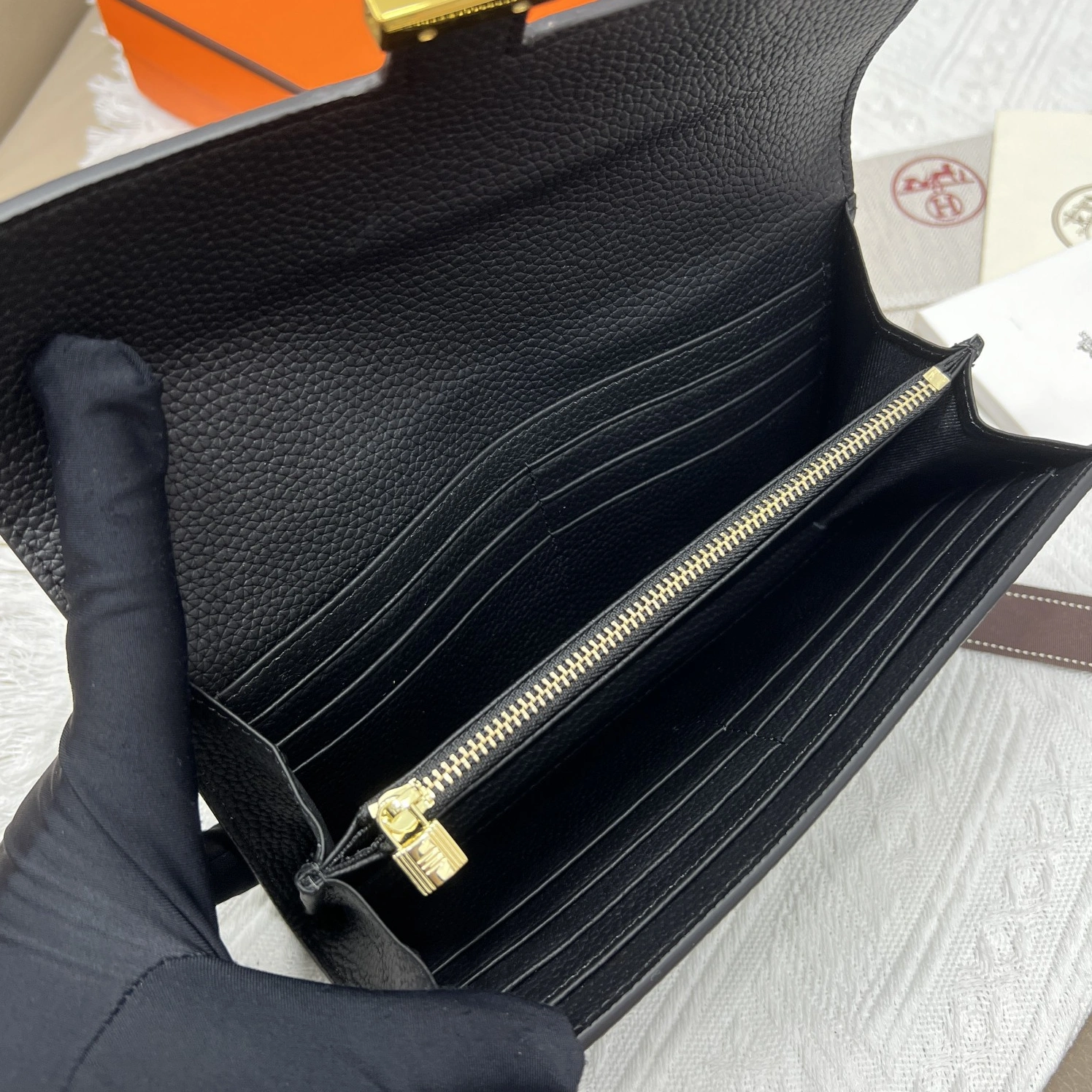 Hermes AAA Quality Wallets Elegant 6941 - Image 7