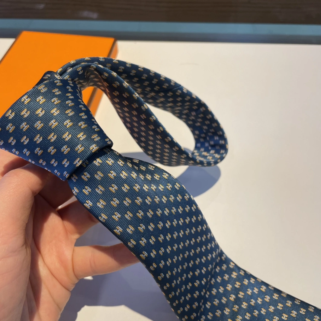 Hermes Necktie For Men Compact 962 - Image 4