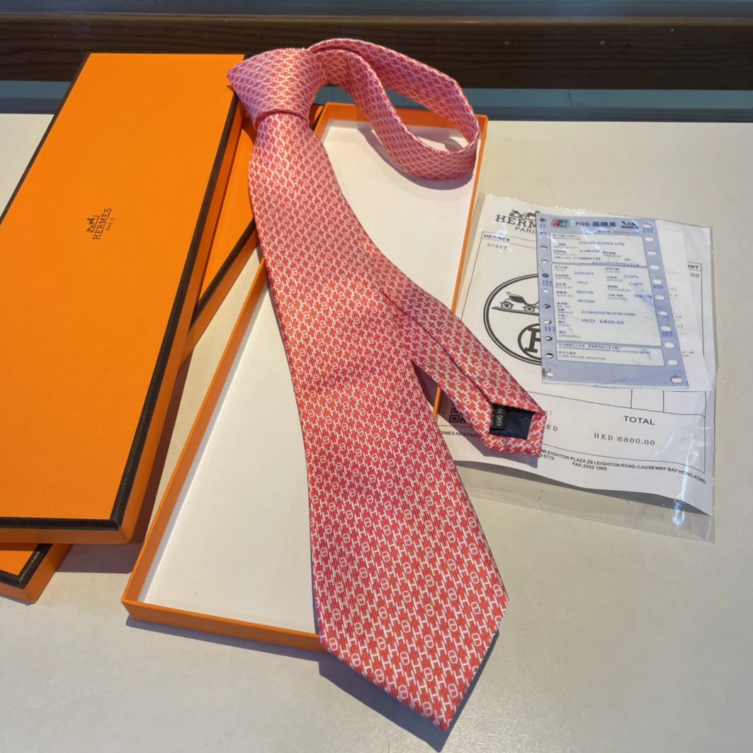 Hermes Necktie For Men Sleek 9620 - Image 4