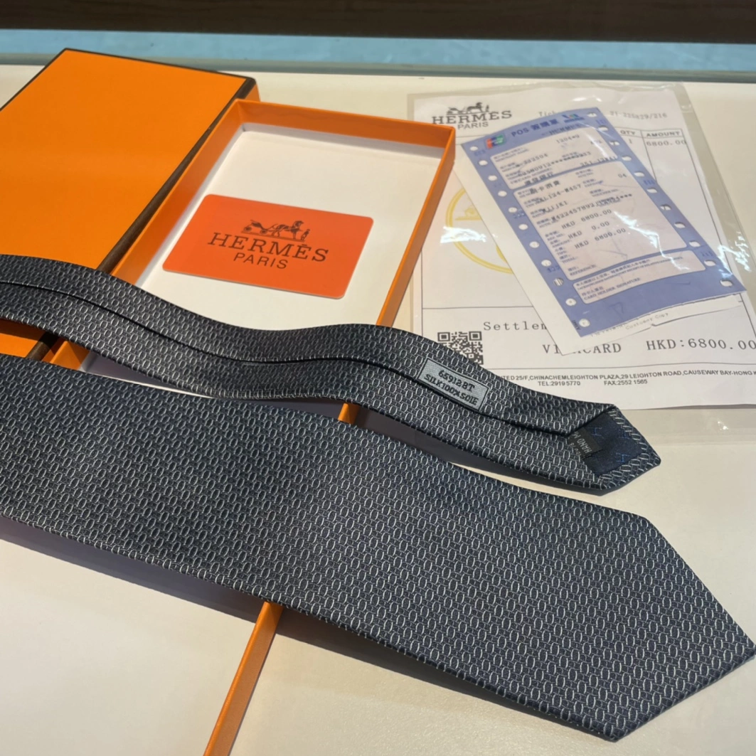 Hermes Necktie For Men Sophisticated 7561 - Image 5
