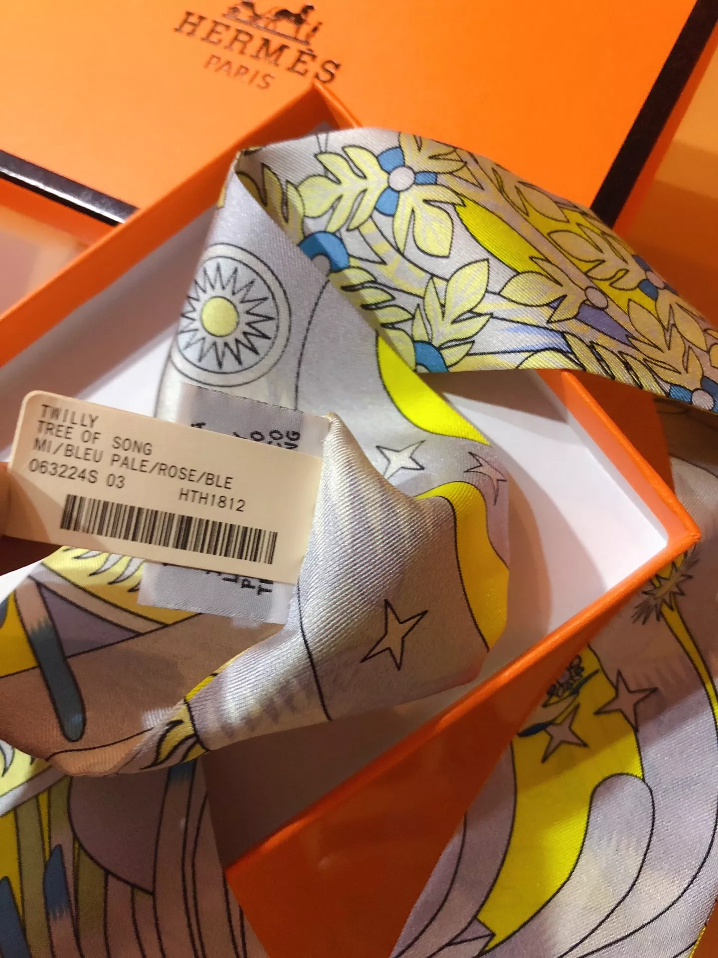 Hermes Silk Scarf Comfortable 7621 - Image 3