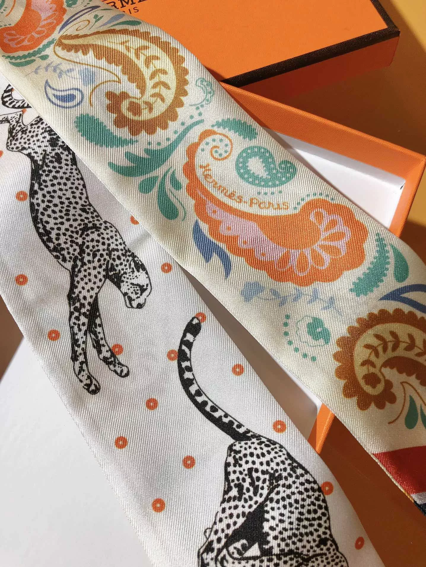 Hermes Silk Scarf Efficient 738 - Image 4