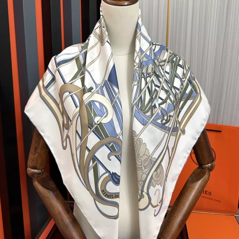 Hermes Silk Squares Popular 8222 - Image 7