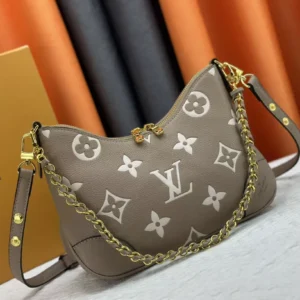 HighQuality 1207 Louis Vuitton AAA Quality Messenger Bags For Women