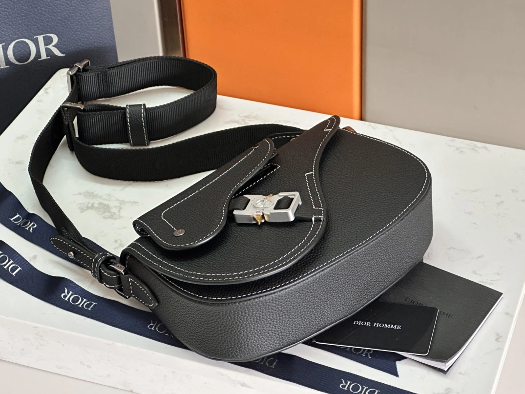 HighQuality 6727 Christian Dior AAA Man Messenger Bags - Image 4