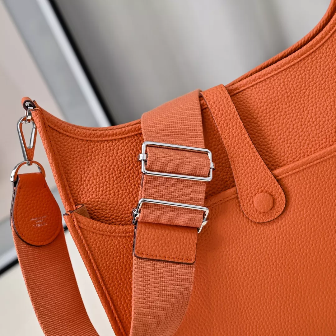 HighQuality 7284 Hermes AAA Quality Messenger Bags For Women - Image 4