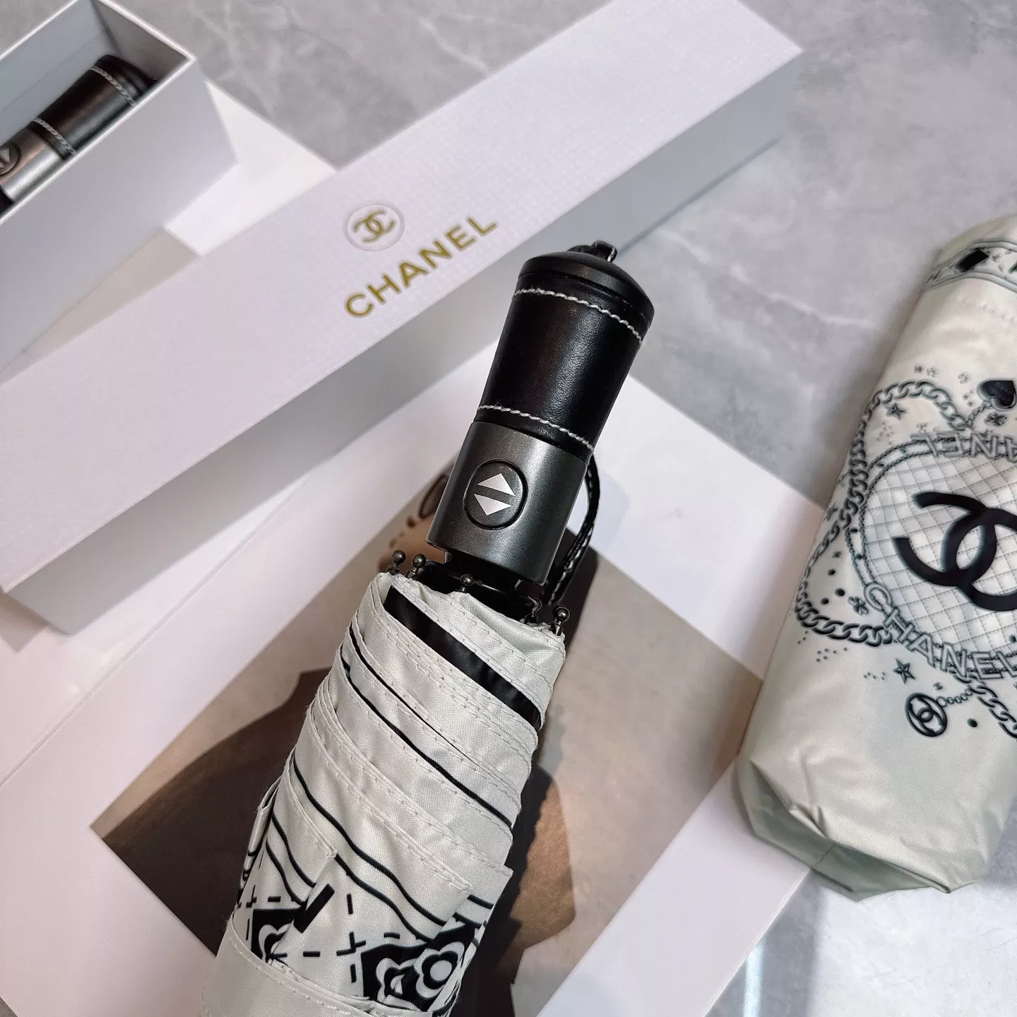 Lightweight 6681 Chanel Umbrellas - Image 3