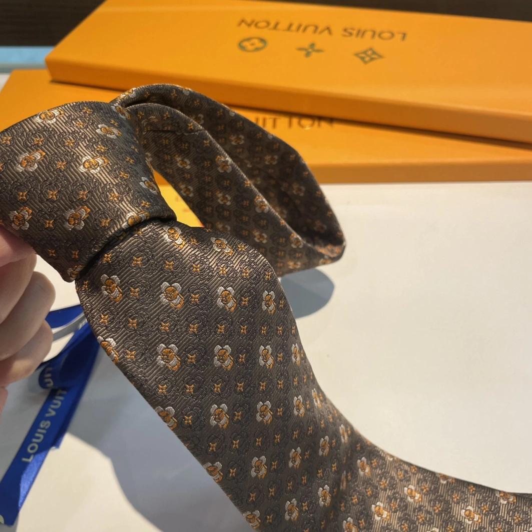 Lightweight 8306 Louis Vuitton LV Necktie For Men - Image 4