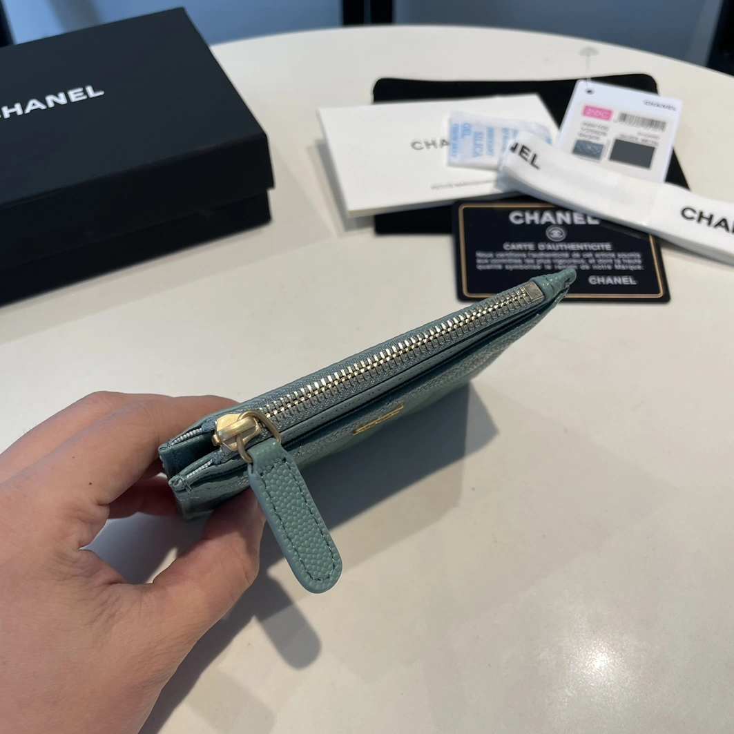 Lightweight 9576 Chanel AAA Quality Card Case For Women - Image 4