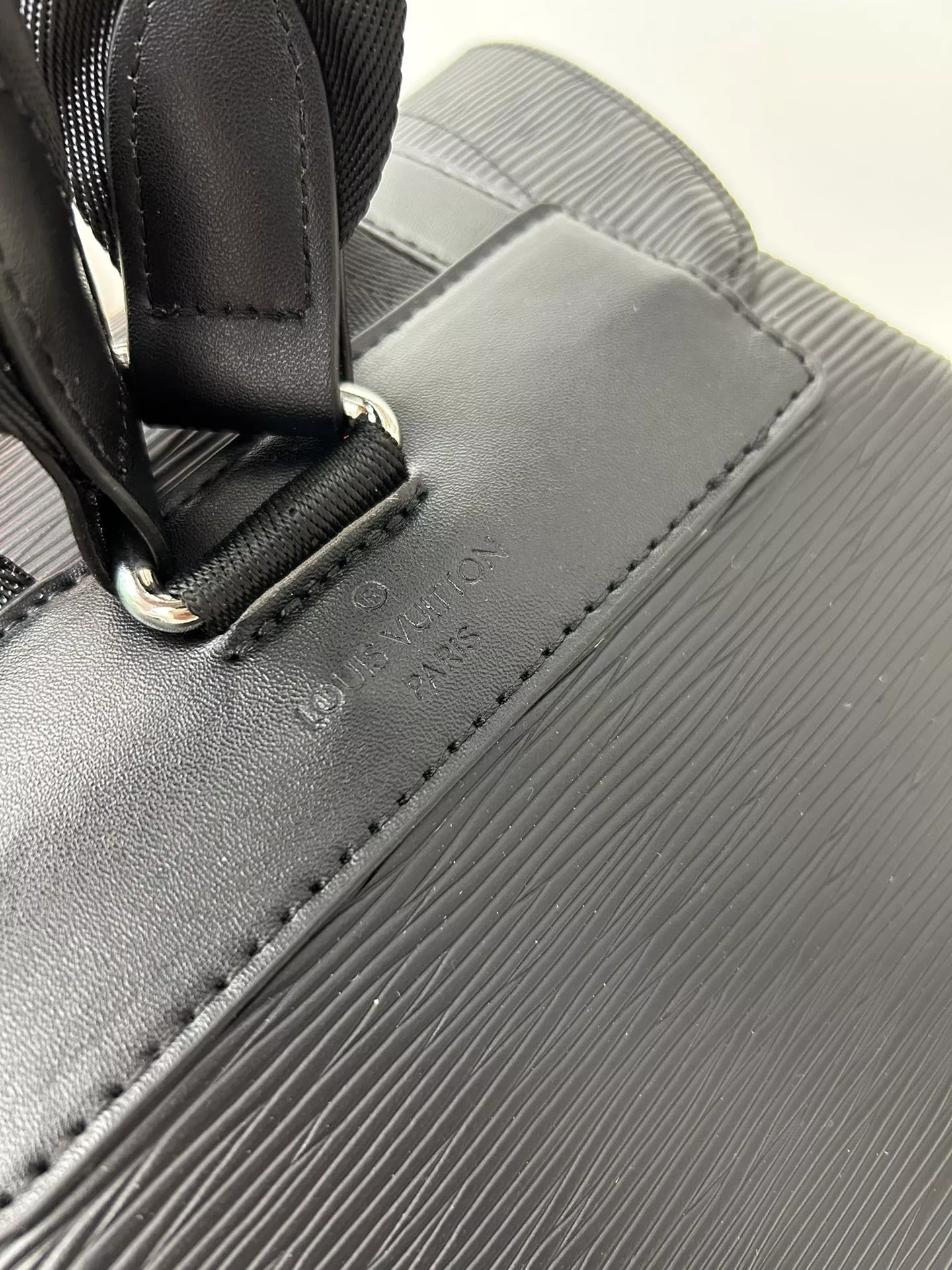 Louis Vuitton AAA Quality Backpacks For Unisex Bold 8835 - Image 7