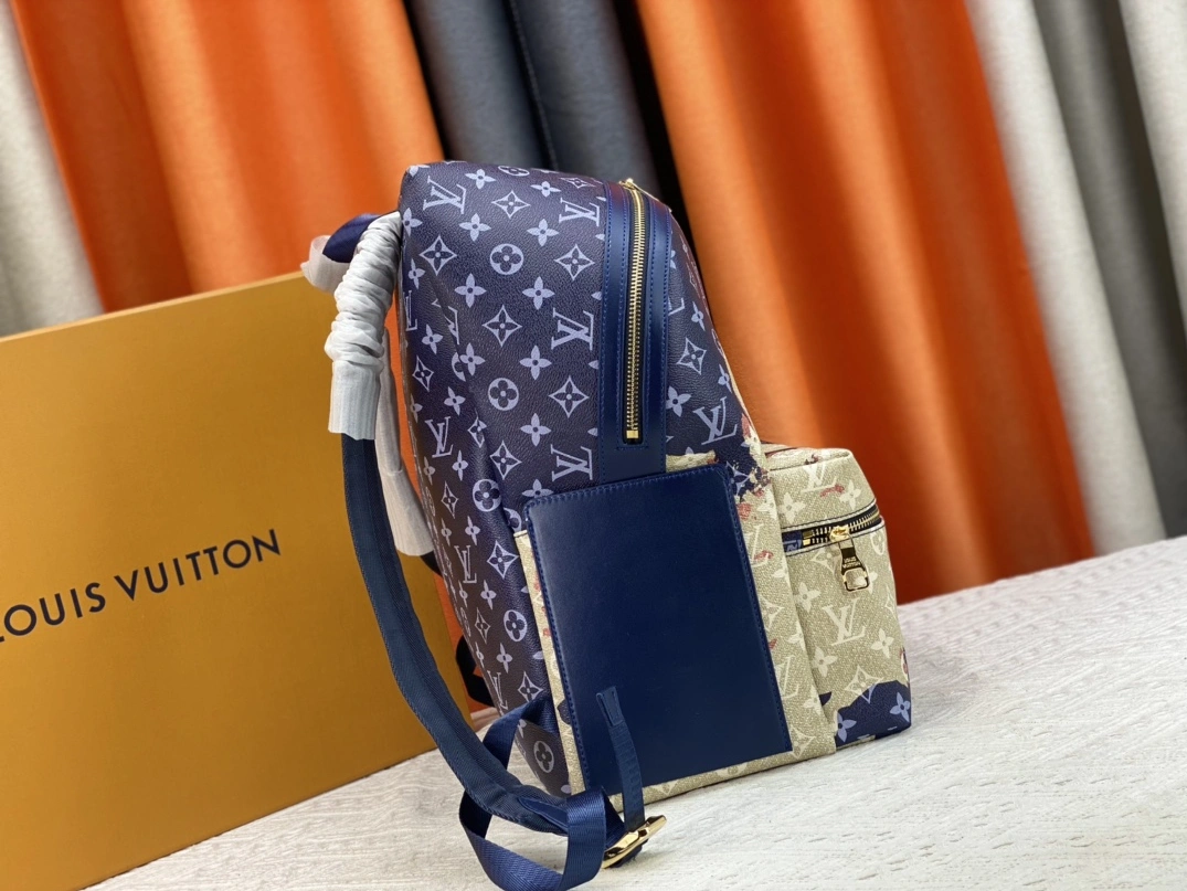 Louis Vuitton AAA Quality Backpacks For Unisex Trendsetting 1271 - Image 3