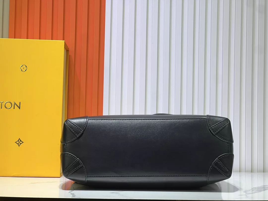 Louis Vuitton AAA Quality Backpacks For Unisex Vibrant 5708 - Image 7