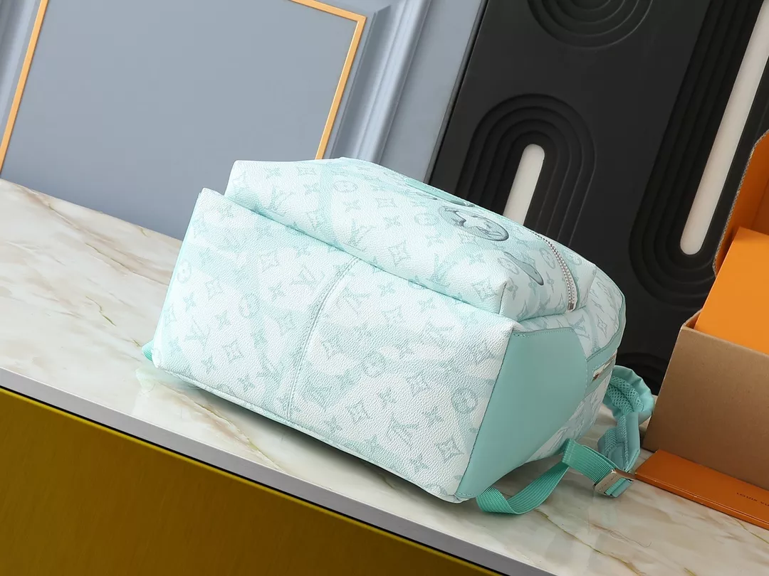 Louis Vuitton AAA Quality Backpacks For Women Unique 9042 - Image 4