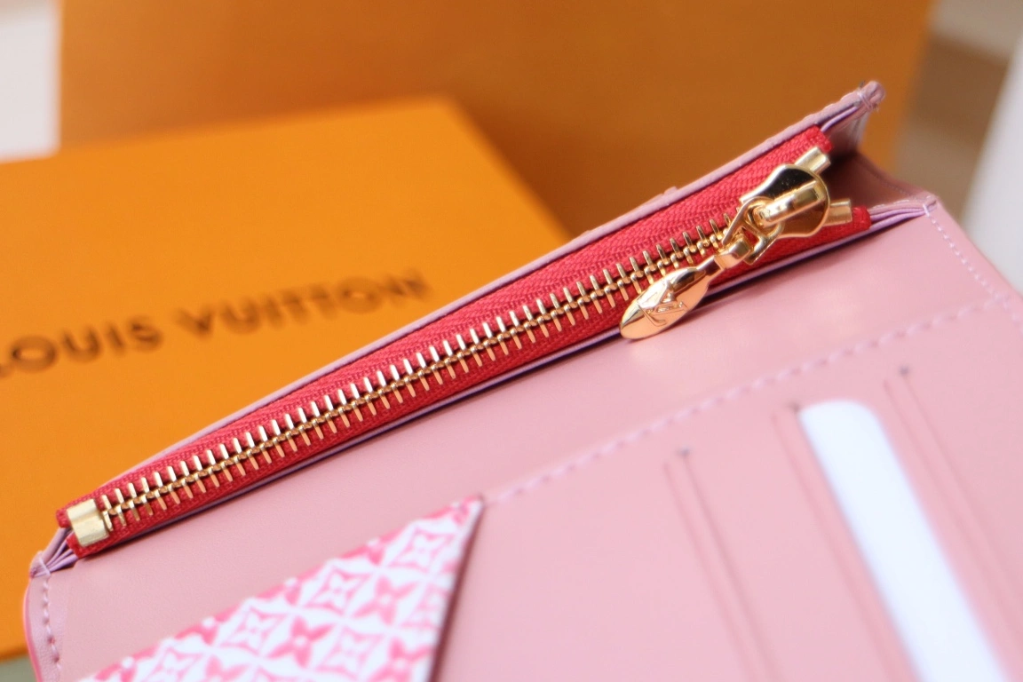 Louis Vuitton AAA Quality Card Case Fashionable 1179 - Image 7