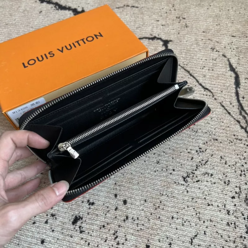 Louis Vuitton AAA Quality Card Case For Women Comfortable 3922 - Image 5