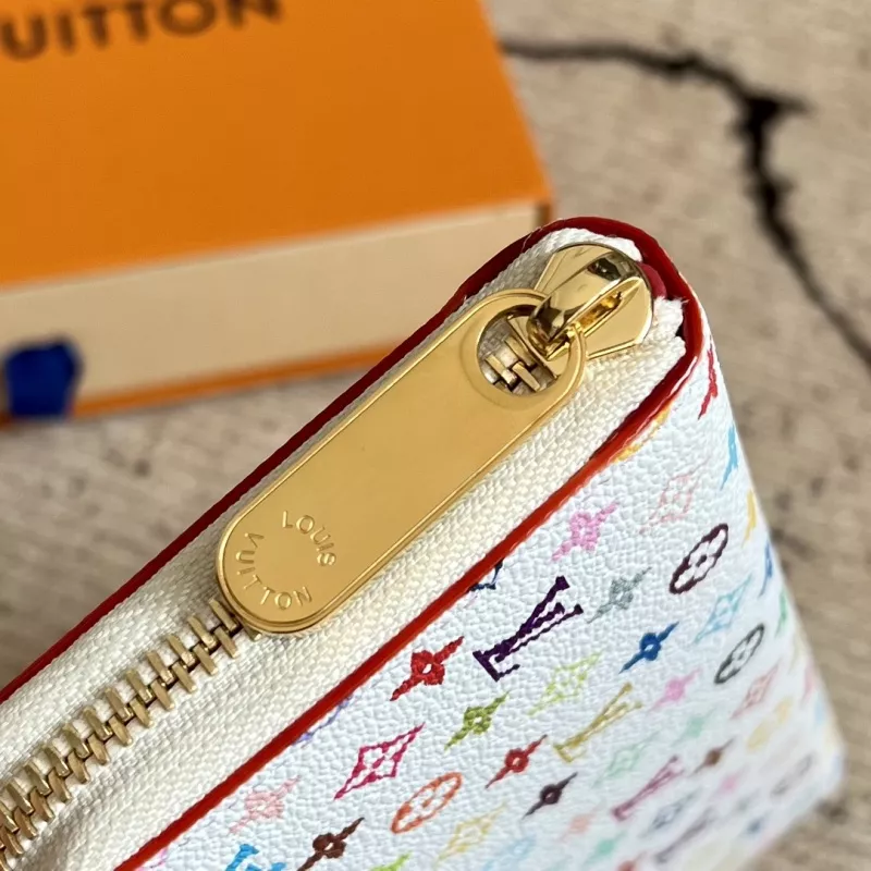 Louis Vuitton AAA Quality Card Case For Women Versatile 9036 - Image 3