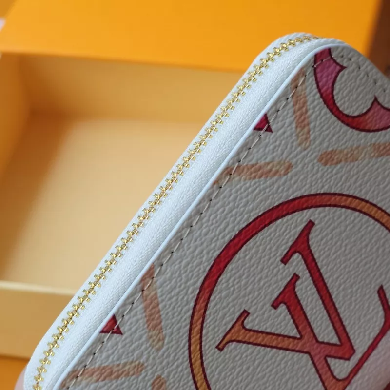 Louis Vuitton AAA Quality Card Case Minimalist 7268 - Image 7