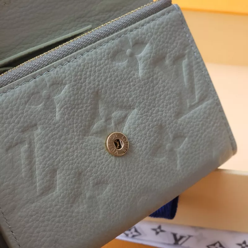 Louis Vuitton AAA Quality Card Case Resilient 7897 - Image 6