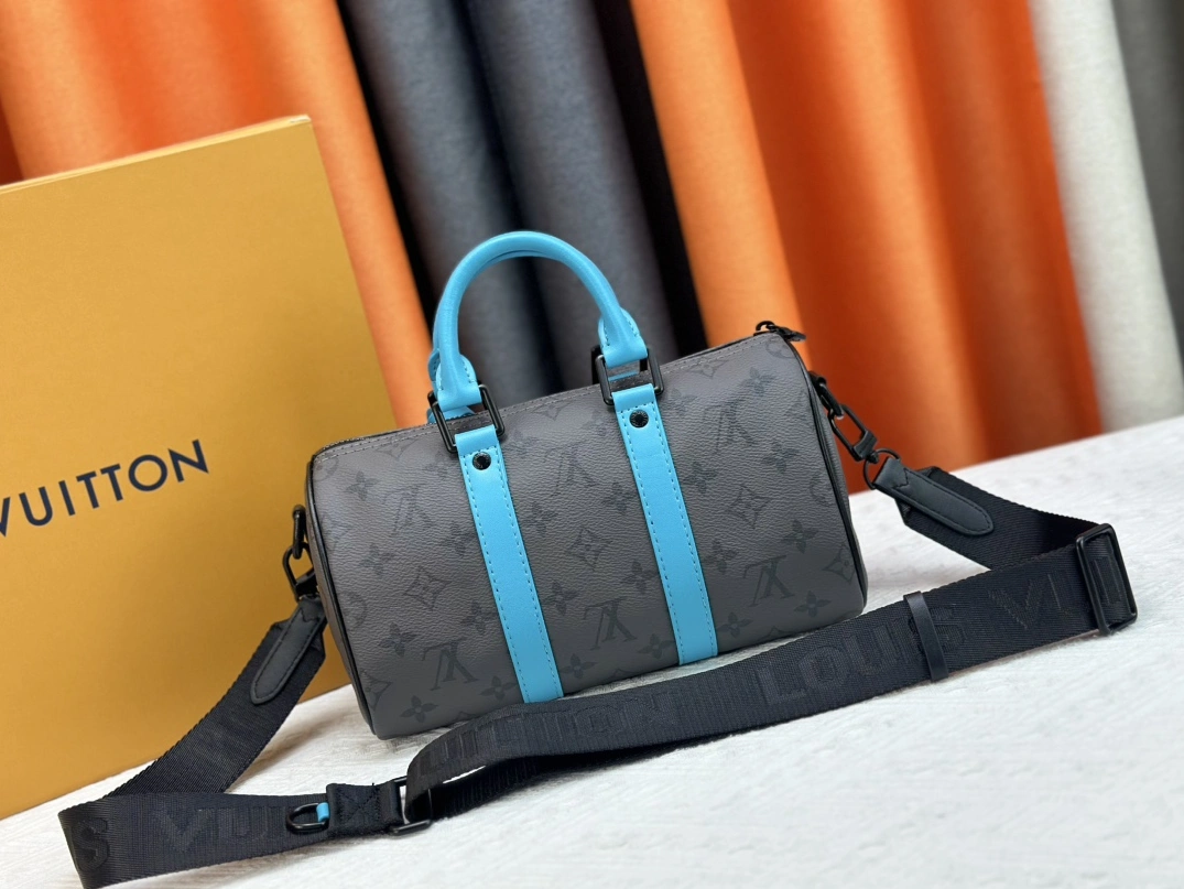 Louis Vuitton AAA Quality Handbags For Unisex EasyMatch 9623 - Image 4