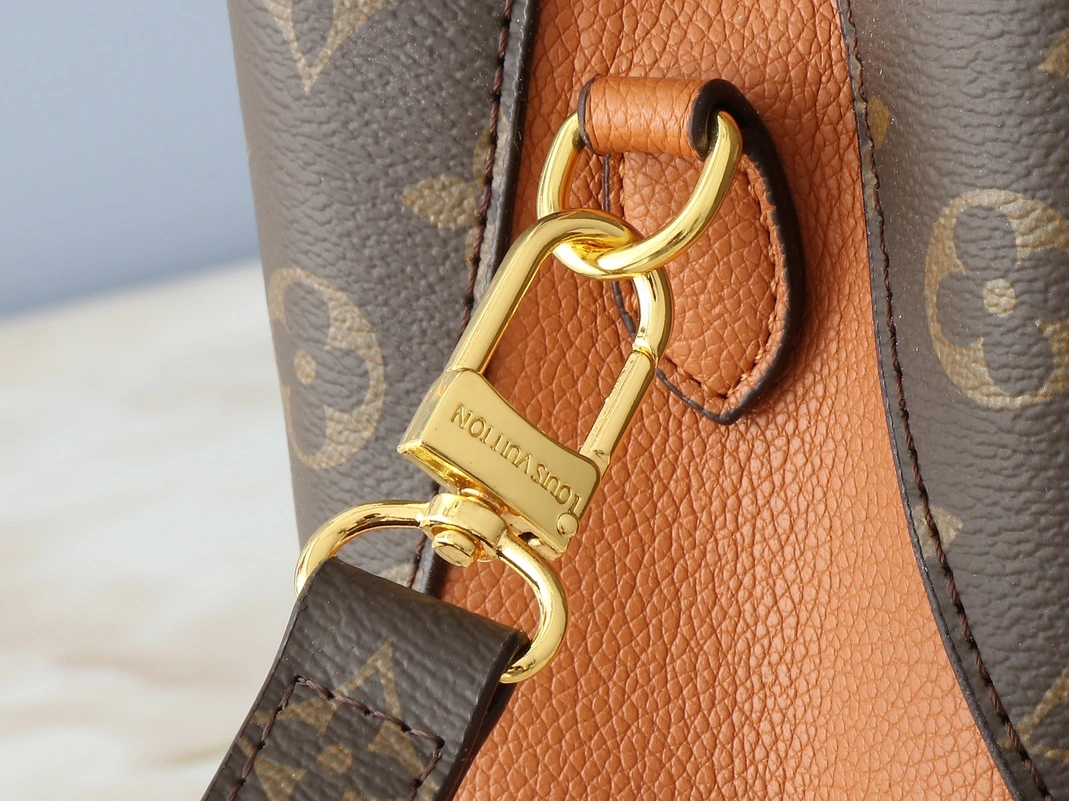 Louis Vuitton AAA Quality Handbags For Women GoodFit 8332 - Image 7