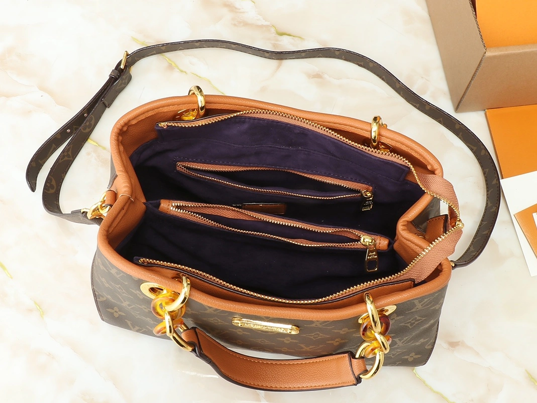 Louis Vuitton AAA Quality Handbags For Women GoodFit 8332 - Image 8