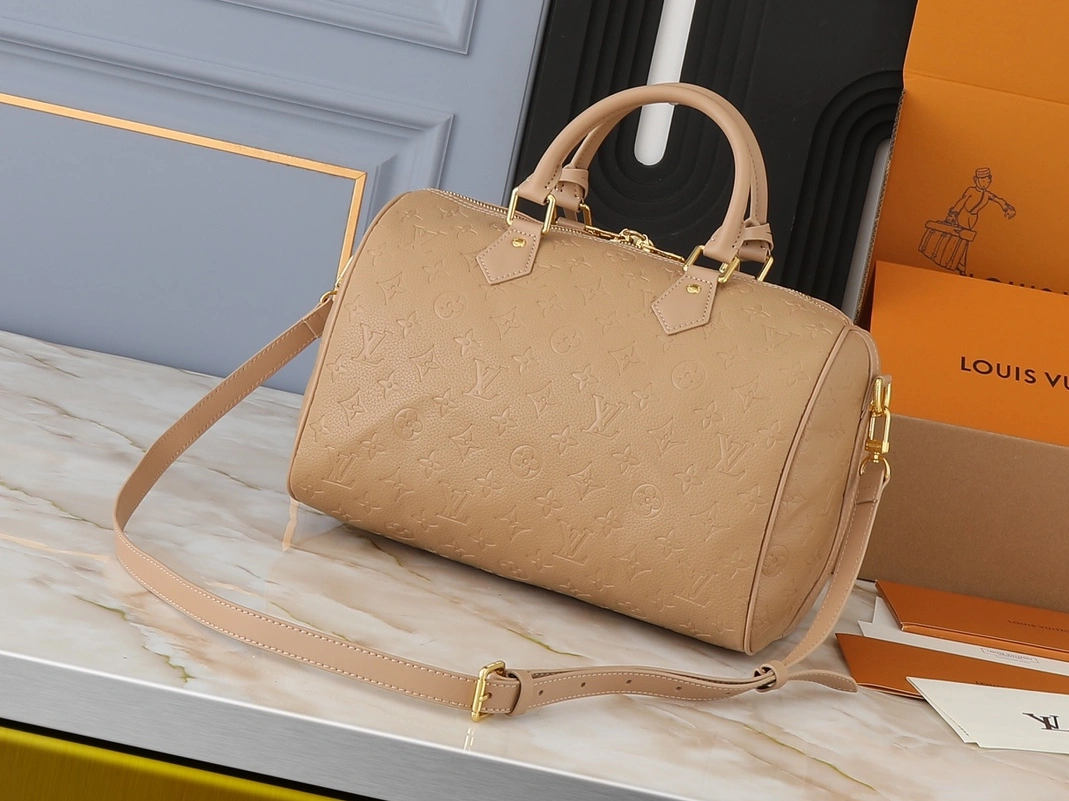 Louis Vuitton AAA Quality Handbags For Women Unique 1625