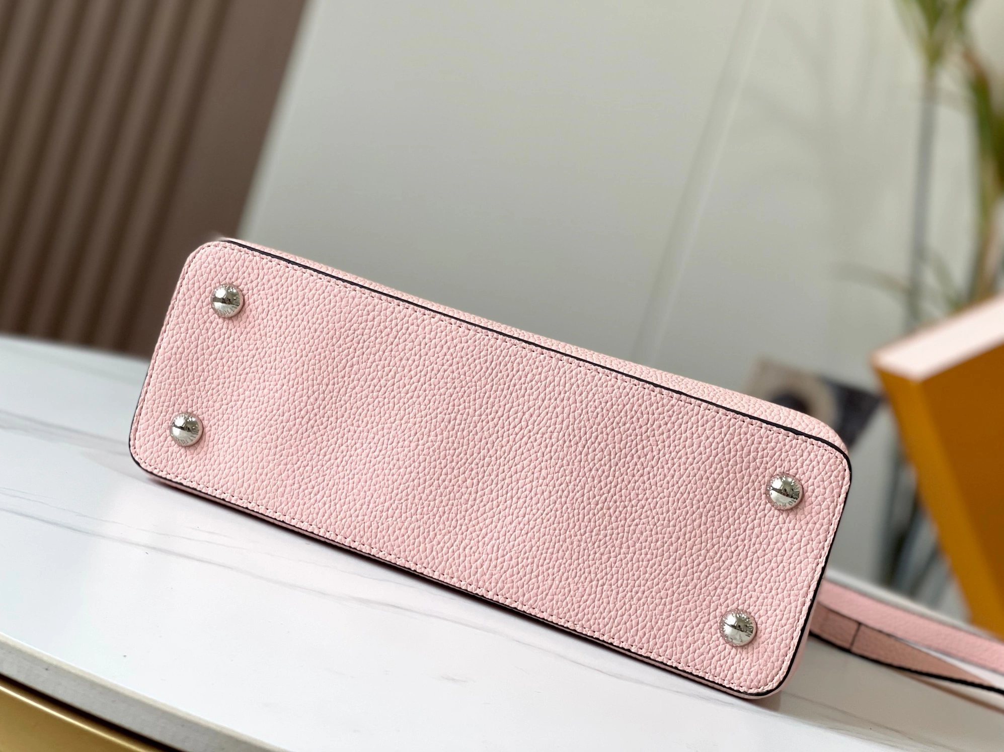 Louis Vuitton AAA Quality Messenger Bags For Women DailyWear 1757 - Image 4