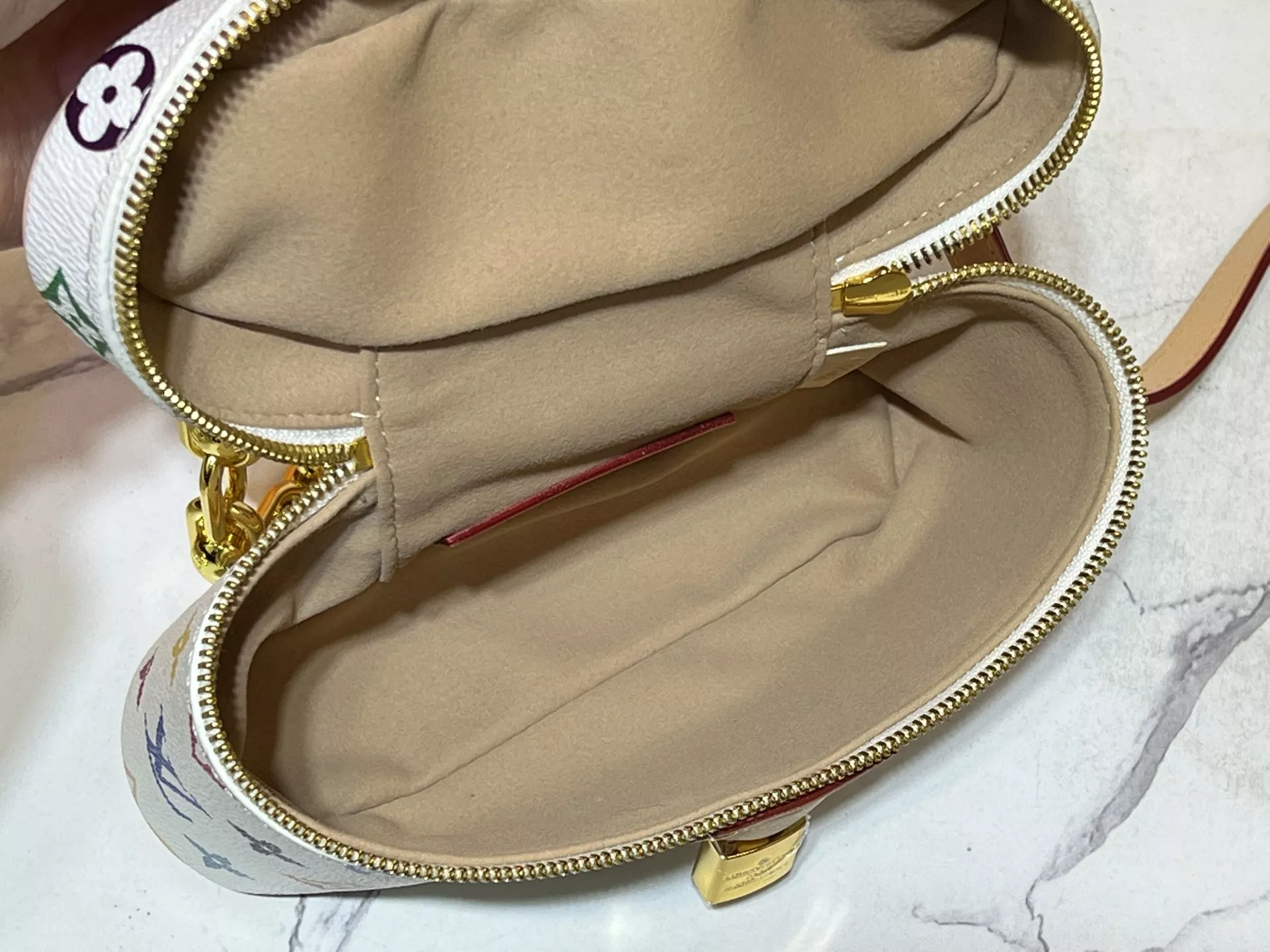 Louis Vuitton AAA Quality Messenger Bags For Women GoAnywhere 7282 - Image 8