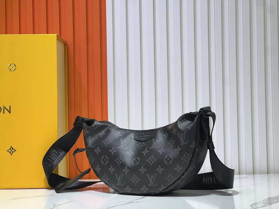 Louis Vuitton AAA Quality Messenger Bags For Women Trendsetting 2712 - Image 3