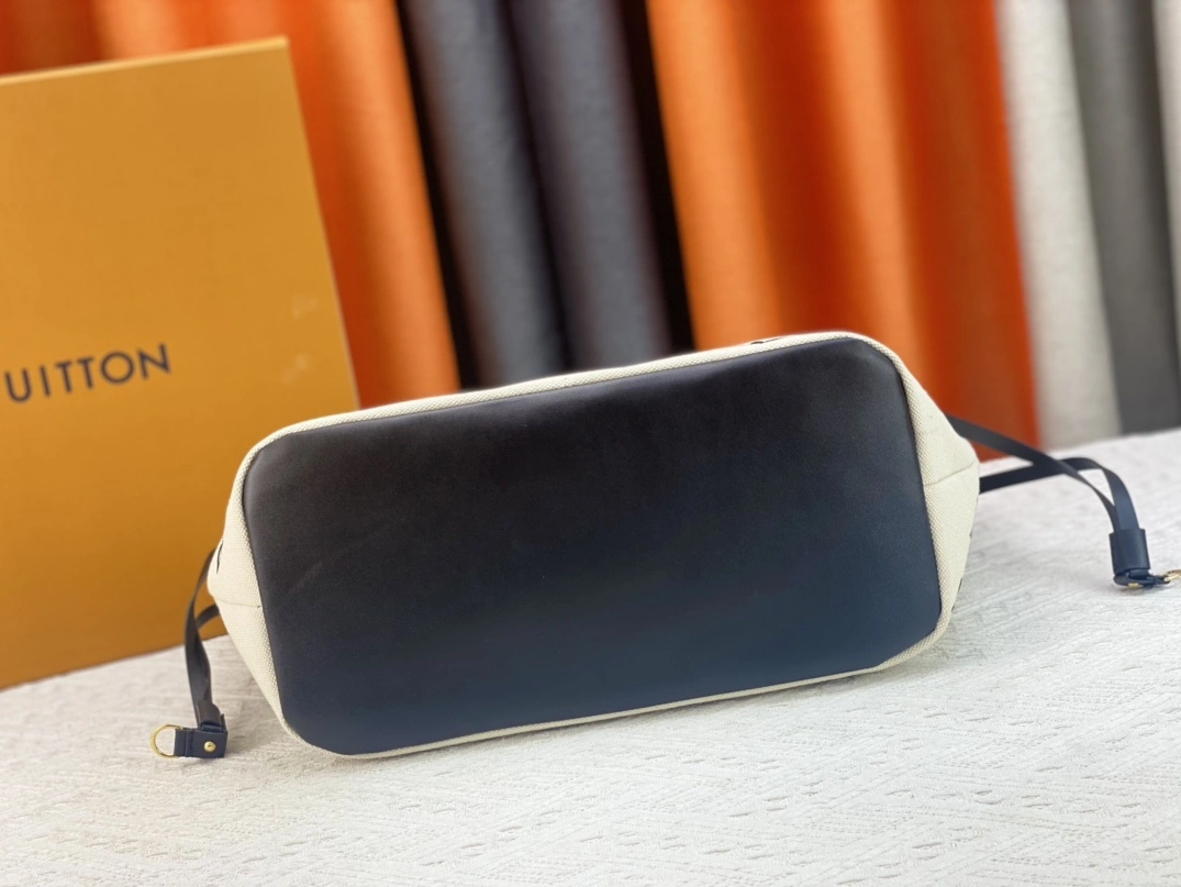 Louis Vuitton AAA Quality Shoulder Bags For Women BestValue 3857 - Image 4