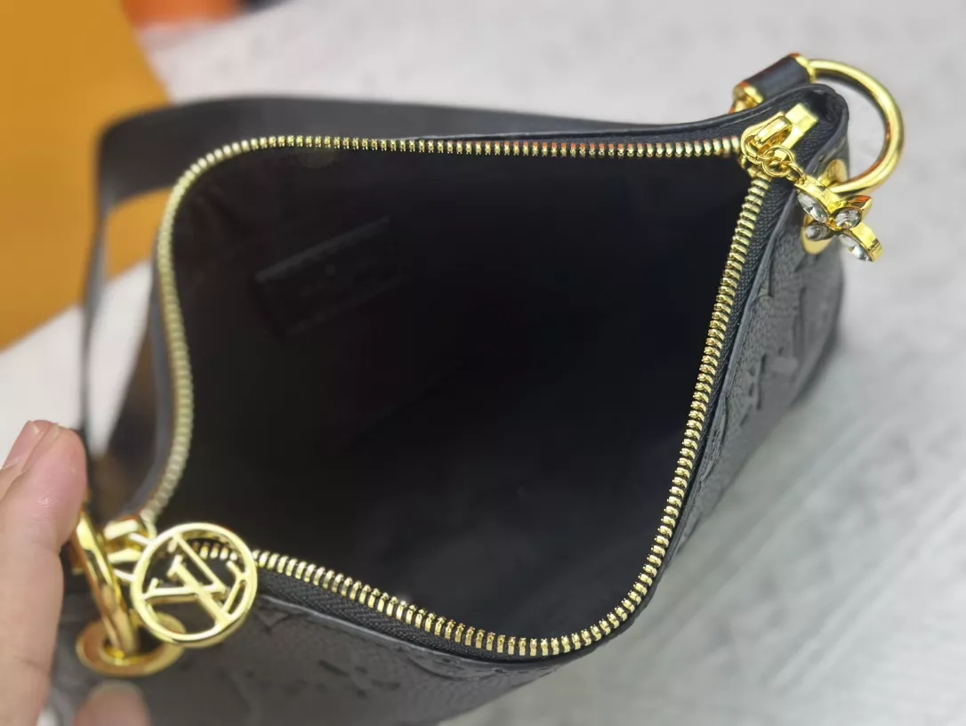 Louis Vuitton AAA Quality Shoulder Bags For Women Compact 2272 - Image 7